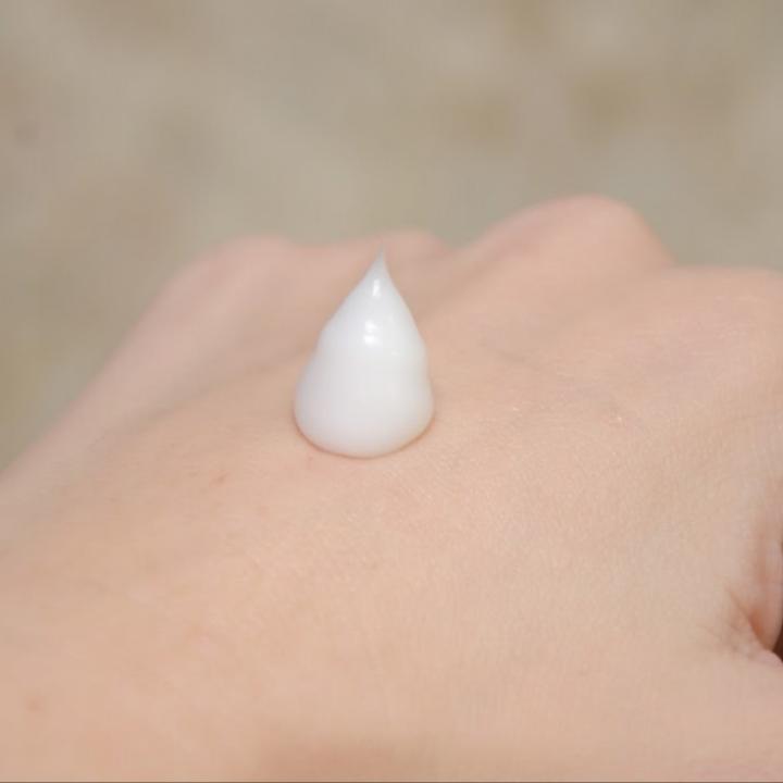 [3W CLINIC] MOISTURIZING SNAIL HAND CREAM